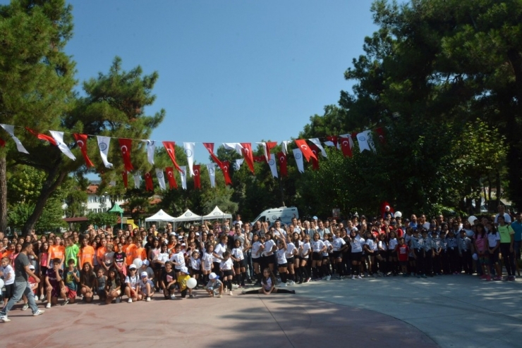 Yaz Spor Kursları Kapanış Şenliği Yapıldı