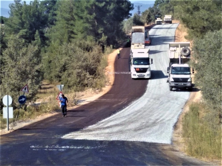 Yatağan’ın Kırsal Mahalle Yolları Asfaltlanıyor