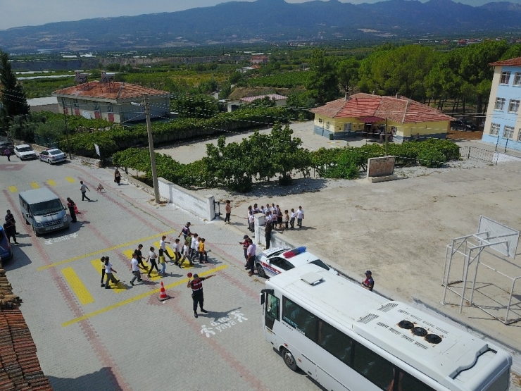 Jandarma’dan Servis Araçlarına 6 Bin 816 Tl Ceza