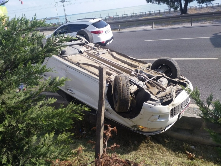 Samsun’da Otomobil Takla Attı
