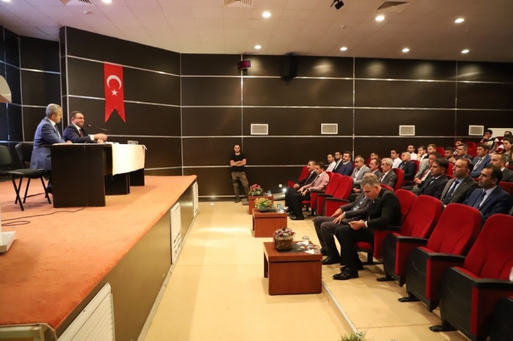 Cizre’de Okul Müdürleri Toplantısı
