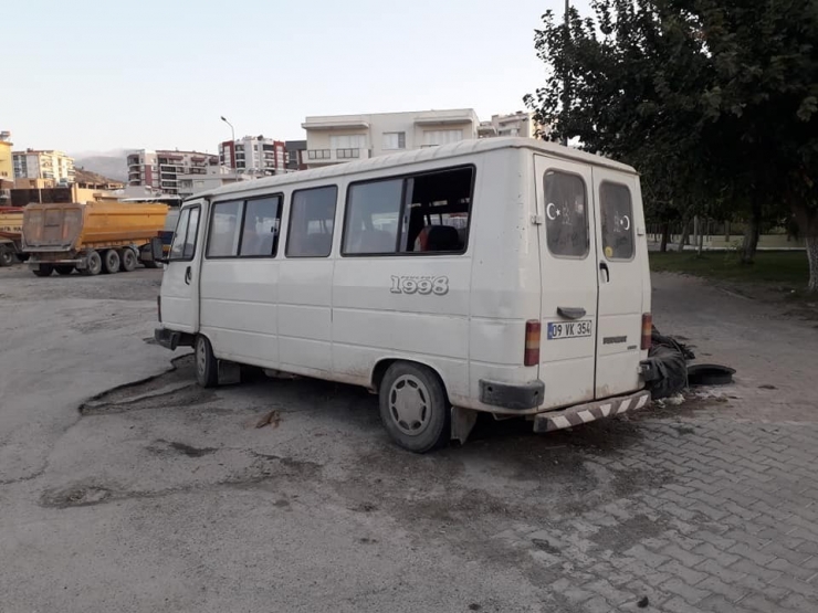 Söke’de Çalınan Minibüs Bulundu