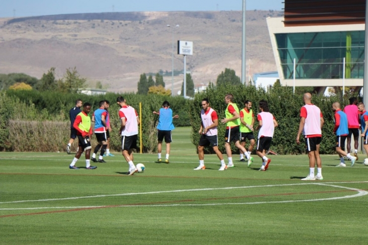 Hikmet Karaman: “Antalya’dan Gerekli Sonucu Alarak Kayseri’ye Dönmek İstiyoruz”