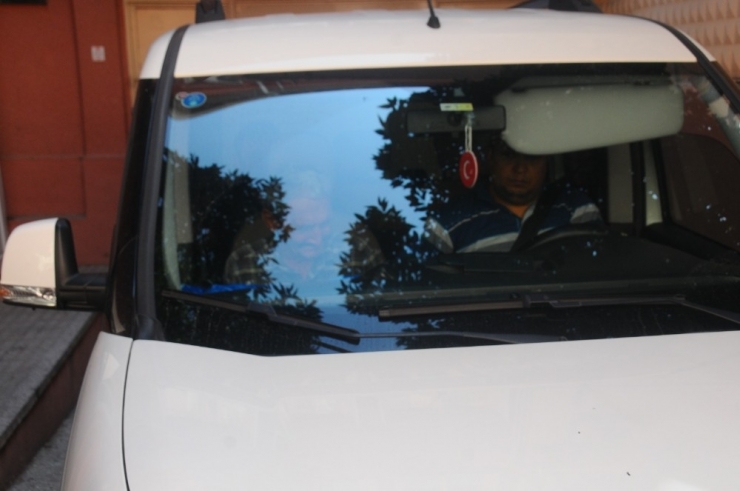 Ölen Torununu Kucağında Götürdü