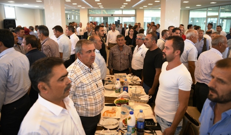 Bülent Turan: “O Annelere Destek Olmak Sizi Ak Partili Yapmaz, İnsan Yapar”