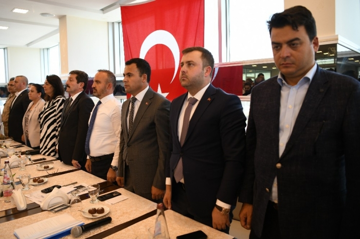 Bülent Turan: “O Annelere Destek Olmak Sizi Ak Partili Yapmaz, İnsan Yapar”