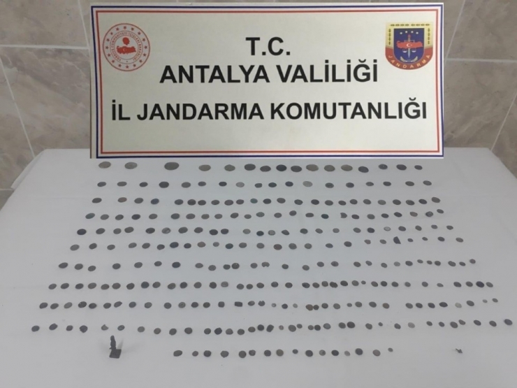 Kaçak Kazılara Jandarma Baskını