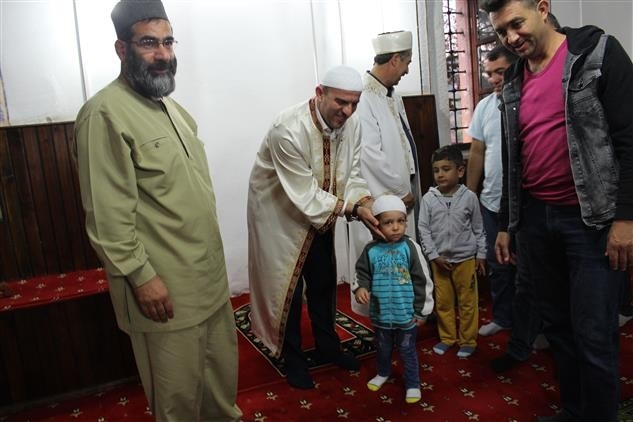 Babalar Ve Çocukları Sabah Namazında Buluştu