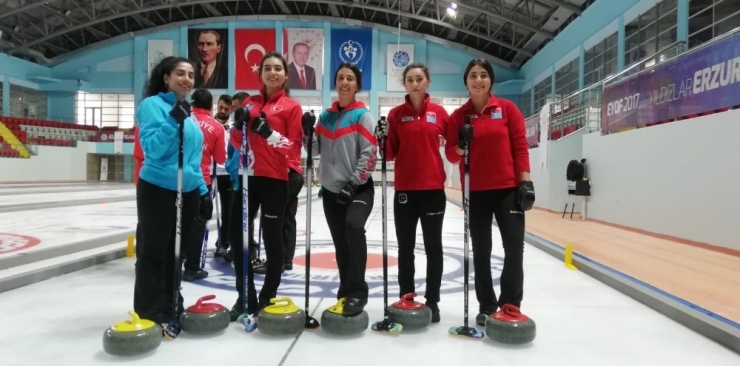 Curling Milli Takımı Hazırlık Kampı Erzurum’da Devam Ediyor