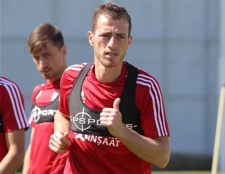 Hakan Arslan: “Başakşehir’i Yenmemiz Lazım”