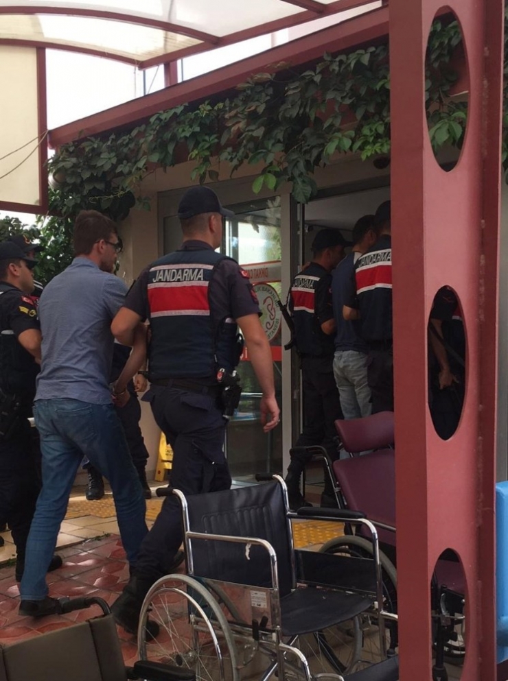 Jandarmadan 12 Farklı Adrese Eş Zamanlı Uyuşturucu Baskını