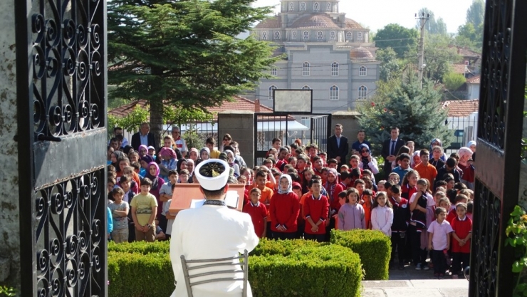 Domaniç’te ’İlk Ders Hayme Ana’ Etkinliği