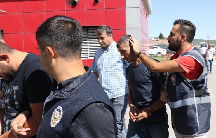 Motosikletli Kapkaç Şüphelileri Adliyede