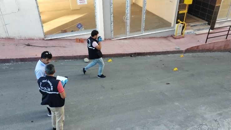 Samsun’da Kız Meselesi Yüzünden Silahlı Saldırı: 2 Yaralı