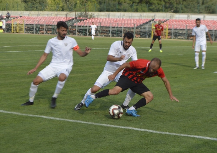 İki Madenci Şehri Karşı Karşıya Geldi