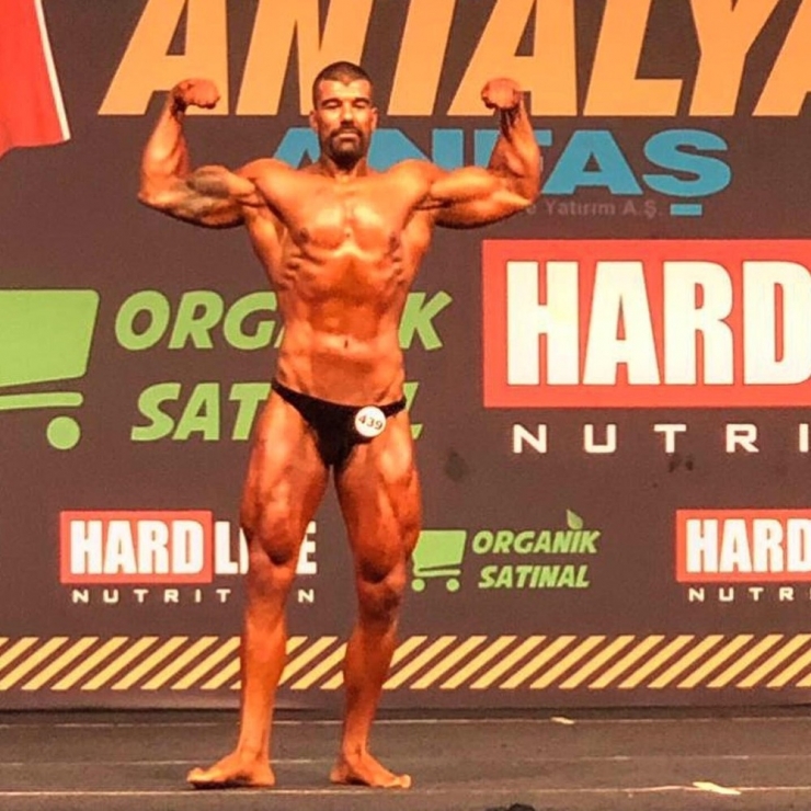 Foçalı Özden Aydın Vücut Geliştirmede Türkiye 2.’si Oldu