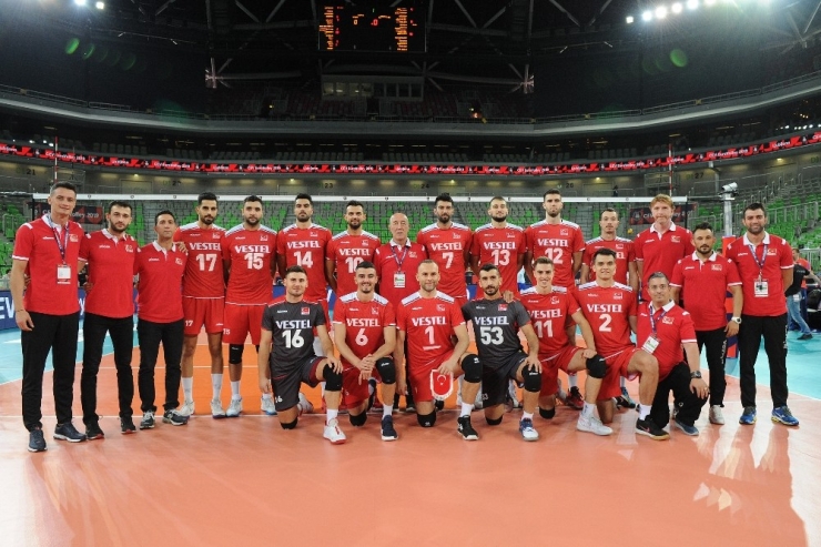 Filenin Efeleri, Rusya’ya Mağlup Oldu