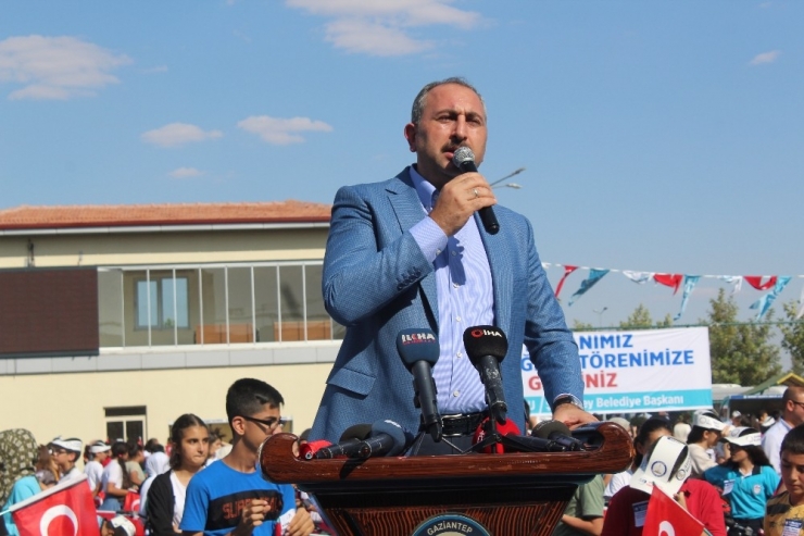 Adalet Bakanı Gül’den Diyarbakır’a Eylem Yapan Annelere Destek