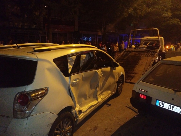 Amasya’da Zincirleme Trafik Kazası: 4 Yaralı