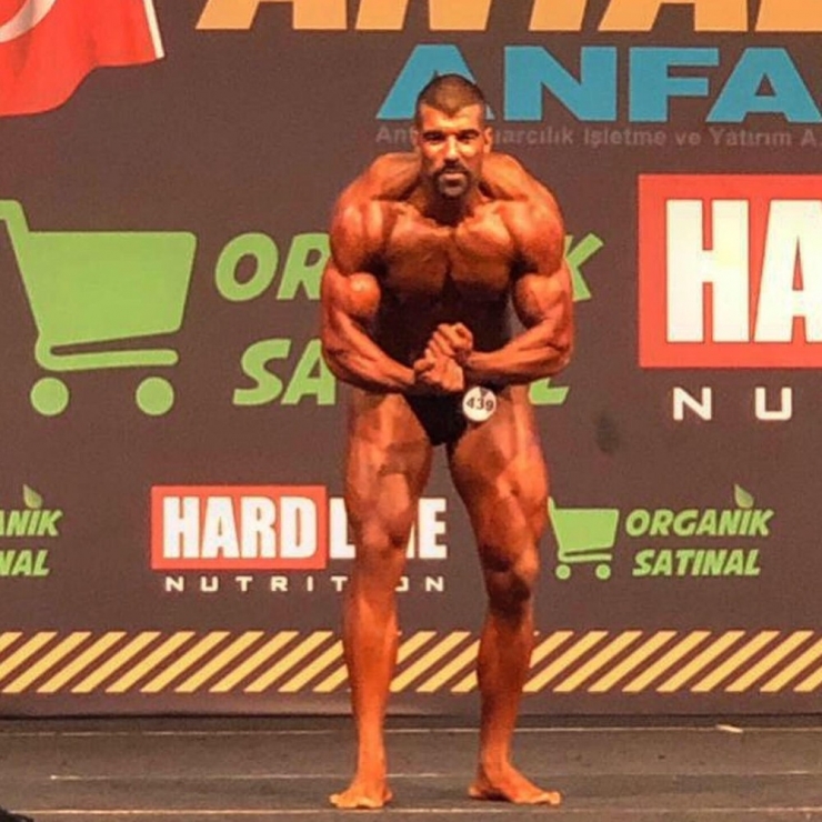 Foçalı Özden Aydın Vücut Geliştirmede Türkiye 2.’si Oldu