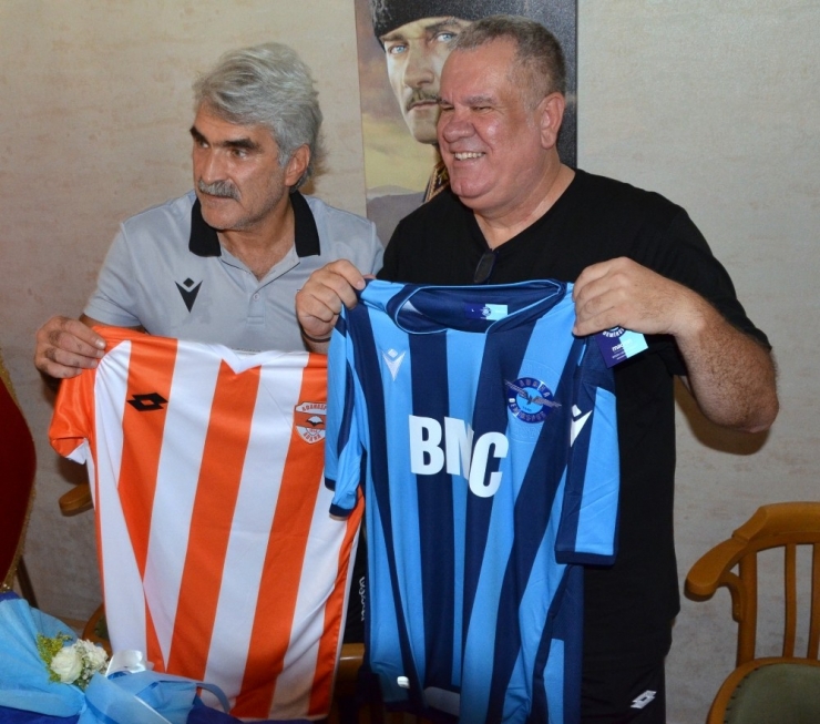 Adana Derbisi Öncesi Teknik Direktörler Bir Araya Geldi