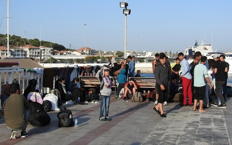 Çeşme’de 95 Düzensiz Göçmen Ölümden Döndü