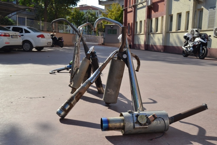 Salihli Emniyeti Abart Egzozlara Göz Açtırmadı