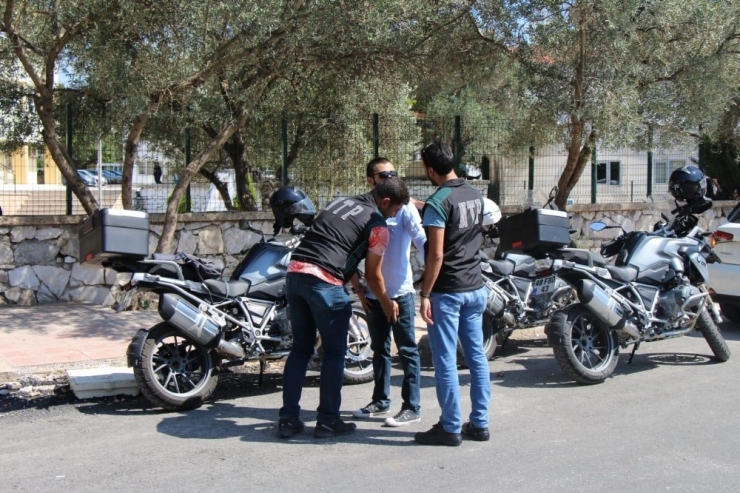 Muğla’da Narkotik Polisinden Okul Önü Denetimi