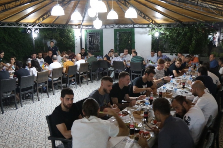 Akhisarspor Başkanı Eryüksel: "Tekrar Süper Lig’e Çıkacağız"