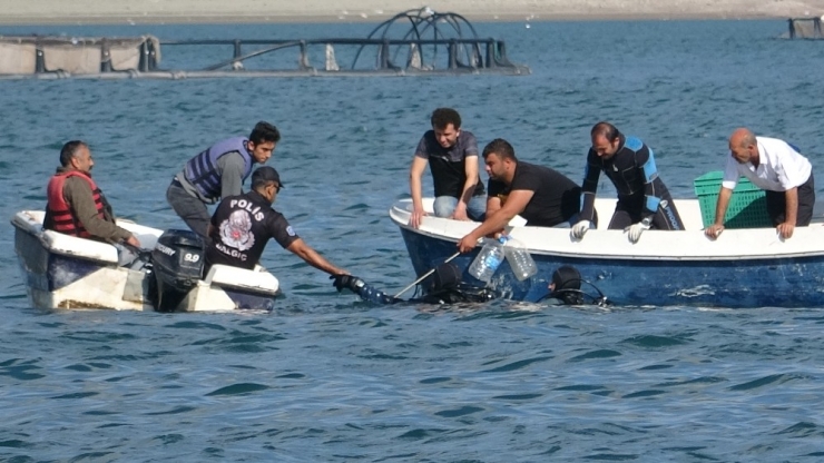 Gölde Kaybolan Yabancı Uyruklu İşçiye Ulaşılamadı