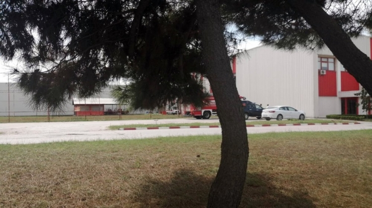 Tuzla’da Gıda Fabrikasında Gaz Paniği