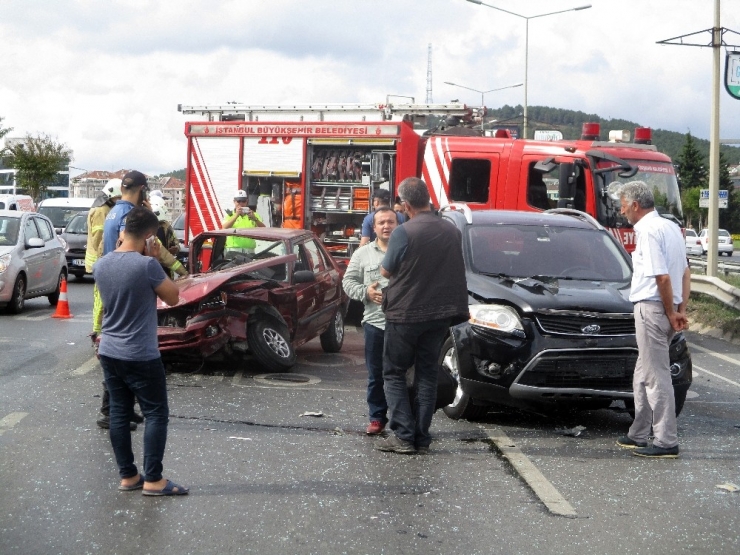 Şile Yolunda Zincirleme Kaza: 1 Yaralı