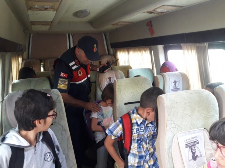 Okul Servis Araçları Denetlendi