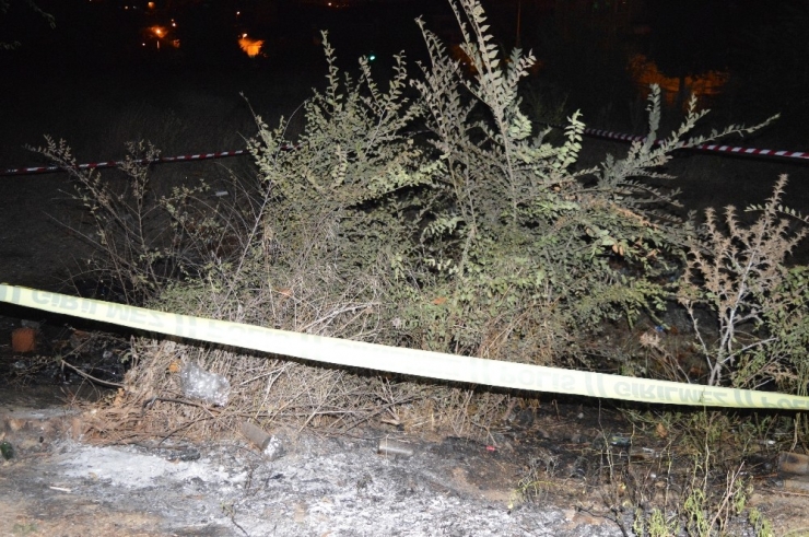 Gaziosmanpaşa’da Çıkan Yangında Şüpheli Bir Erkek Cesedi Bulundu