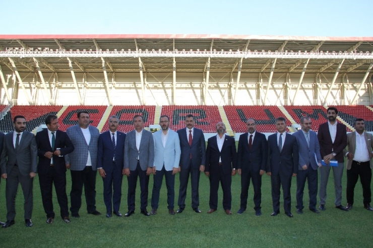 Bakan Kasapoğlu: “Devasa Tesislerimiz Var”