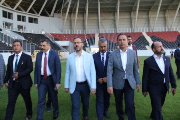 Bakan Kasapoğlu: “Devasa Tesislerimiz Var”