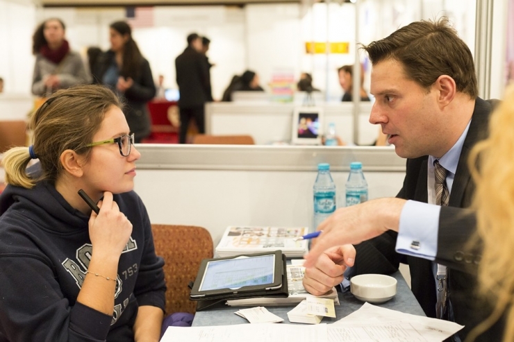 İngiltere’den Yabancı Öğrencilere 2 Yıl İş Arama İzni