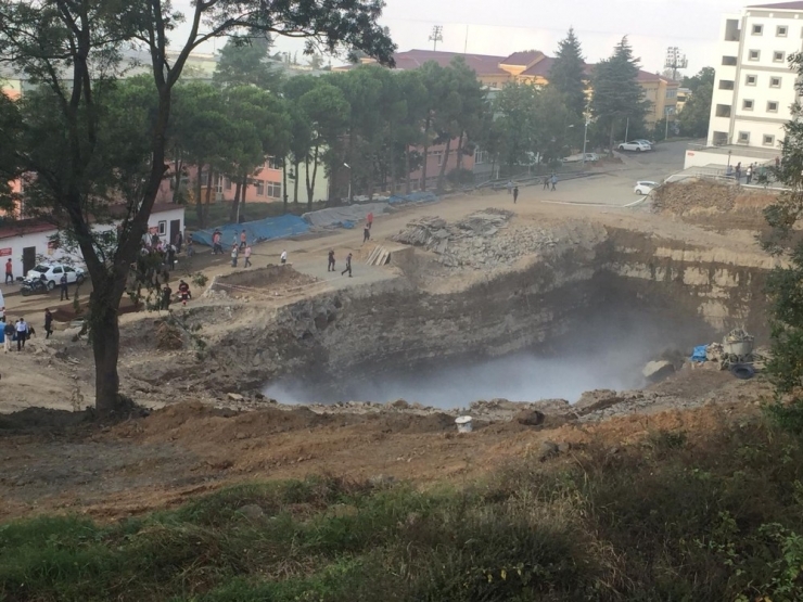 Ktü’deki Patlama Korkuttu