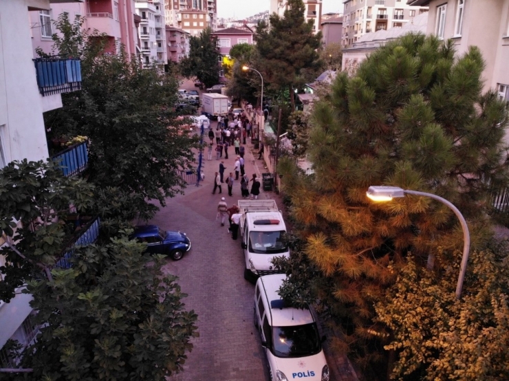 Maltepe’de Kolonlarında Çatlak Olan Bina Mühürlendi