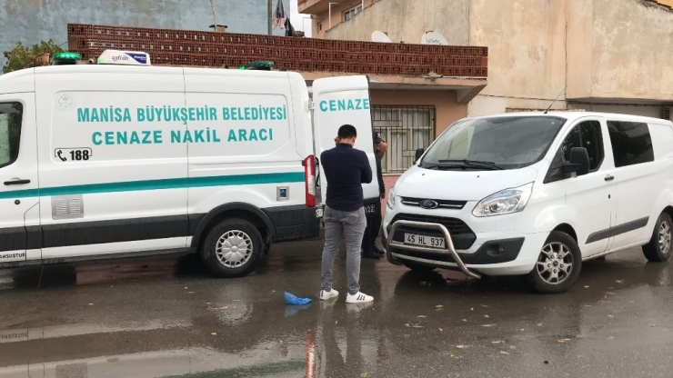 Genç Kadın Av Tüfeğiyle Başından Vurularak Öldürüldü