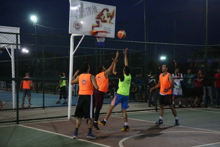 3x3 Streetball Turnuvası Sona Erdi