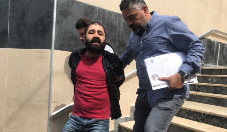 Sancaktepe’de Annesini Öldüren Zanlı Adliyeye Sevk Edildi