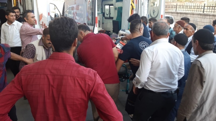 Siirt’te Tarım Aracı Şarampole Devrildi: 1 Ölü