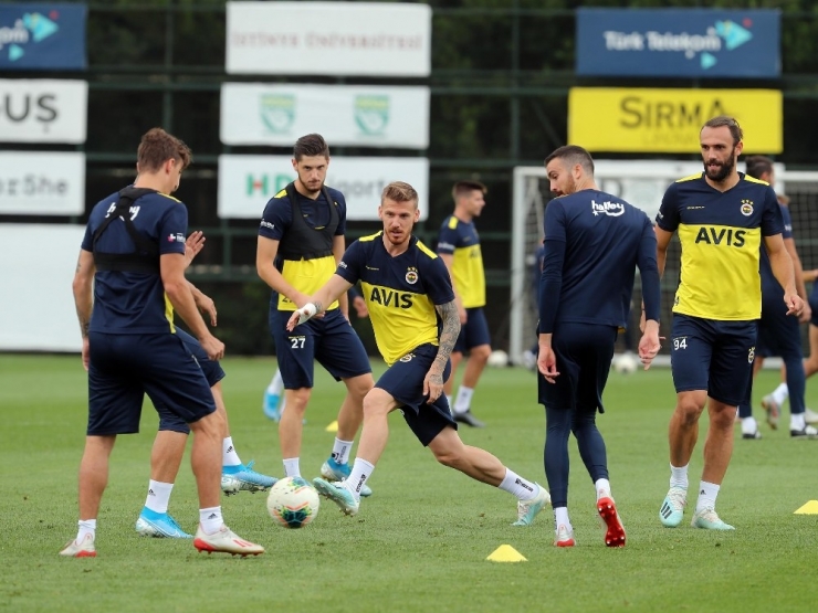 Fenerbahçe’de Hazırlıklar Tam Gaz