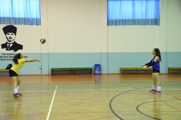 Tarsus, Potanın Perileri Ve Filenin Sultanlarıyla İddialı Geliyor