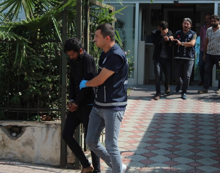 Antalya’da Yaşlı Kadına Fetö Dolandırıcılığı