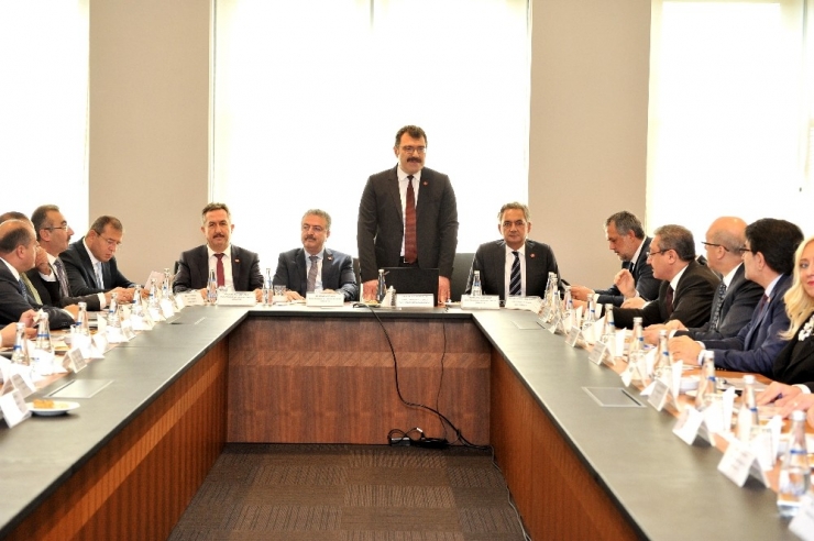 Teknoloji Alanı Önceliklendirme Çalışması Sonuçları İnceleniyor