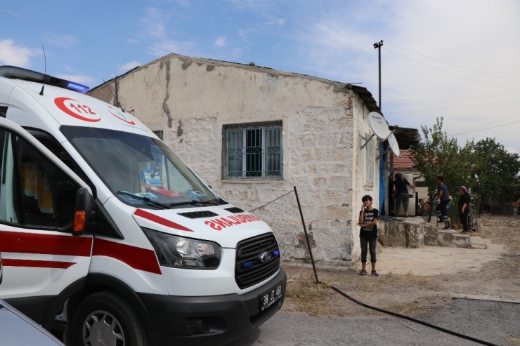 Müstakil Evde Çıkan Yangın Büyümeden Söndürüldü