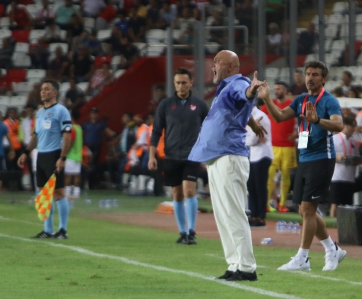 Hikmet Karaman Yerinde Durmadı