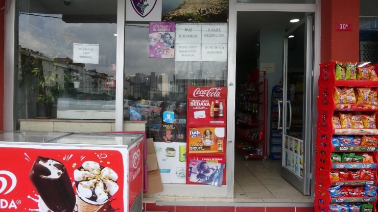 Polis, Sigaralar Üzerindeki Parmak İzinden Zanlıları Arıyor